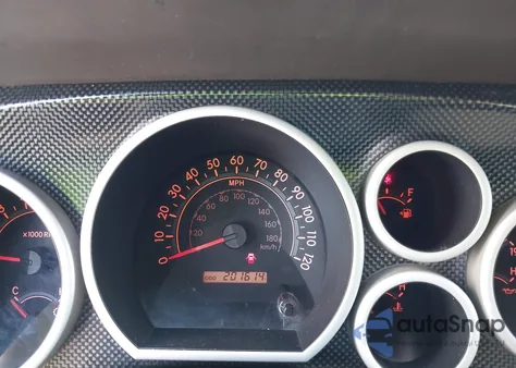 2010 Toyota Tundra Grade 5.7L V8 z USA, uszkodzony, nr VIN 5TFEY5F12AX094192